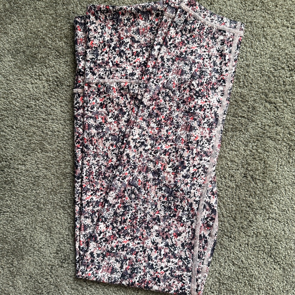 Athleta elation 7/8 patterned tight